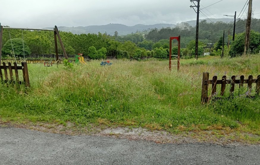 Parque infantil Angoares